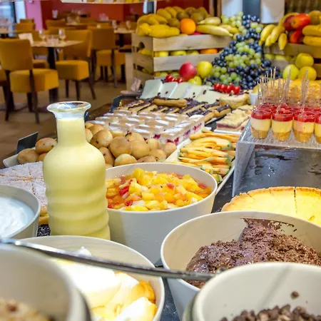 Sowell Les Jardins Du Cap Hotel 4*