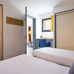 Sowell Les Jardins Du Cap Apart-hotel