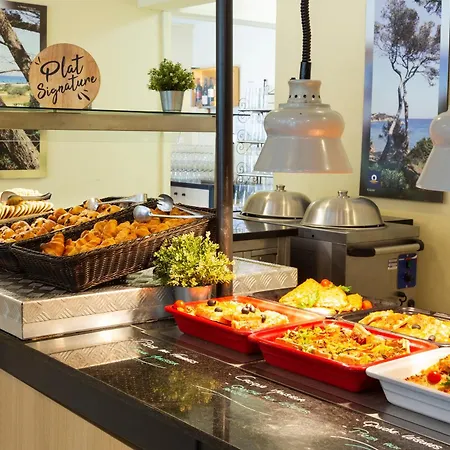 Sowell Les Jardins Du Cap 4* 아그