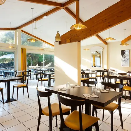 Sowell Les Jardins Du Cap 4* 아그