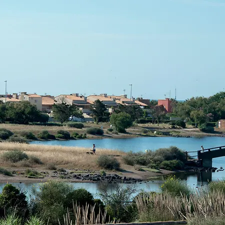 Sowell Les Jardins Du Cap Hotel