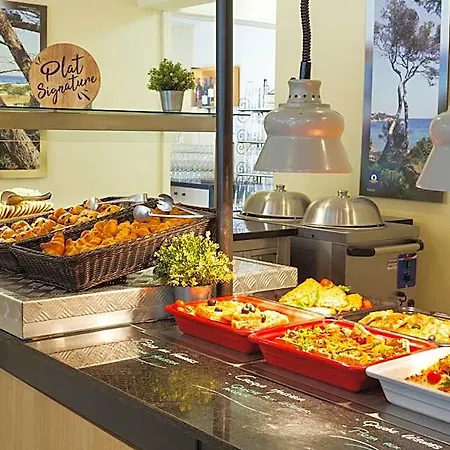 Aparthotel Sowell Les Jardins Du Cap 4*